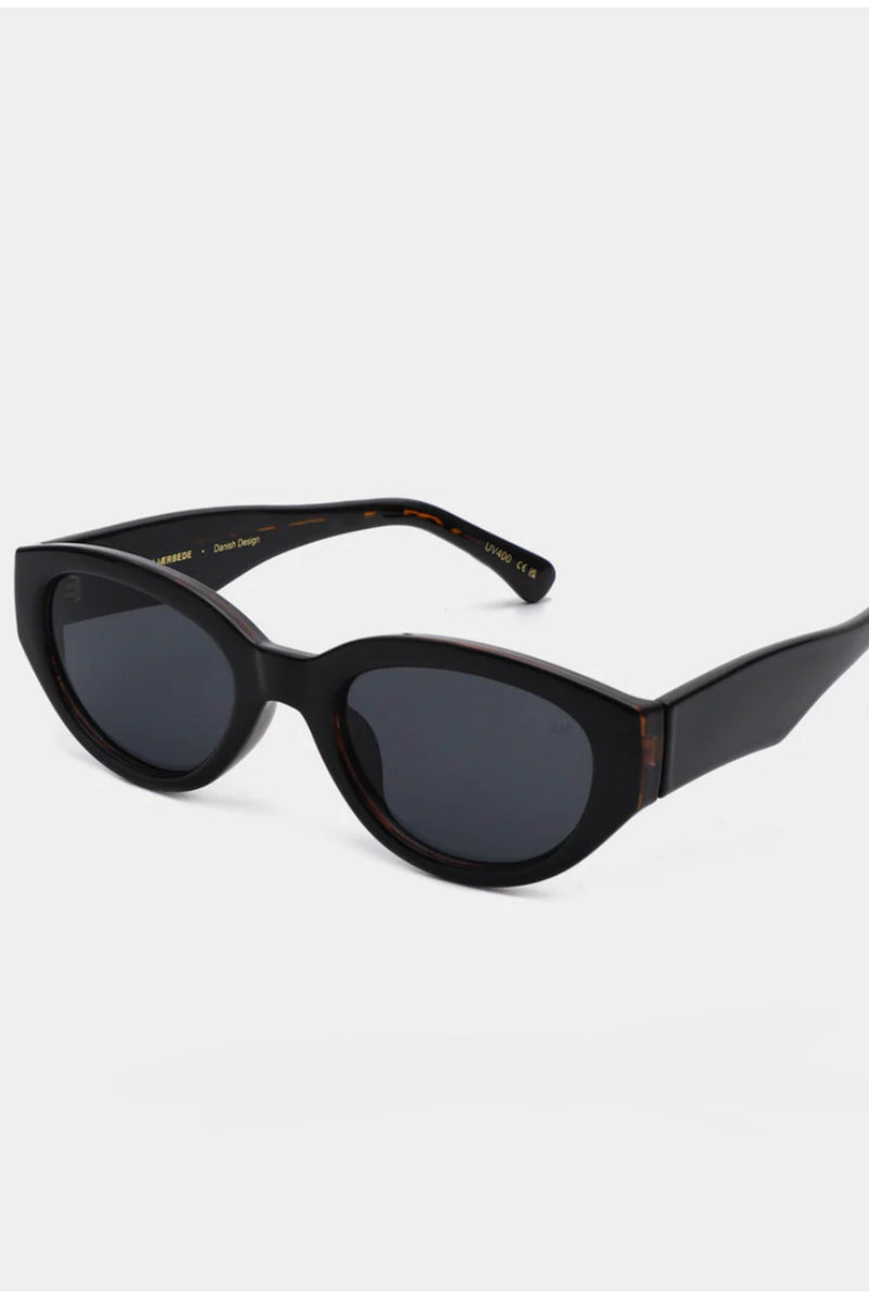 black womens cat eye retro sunglasses