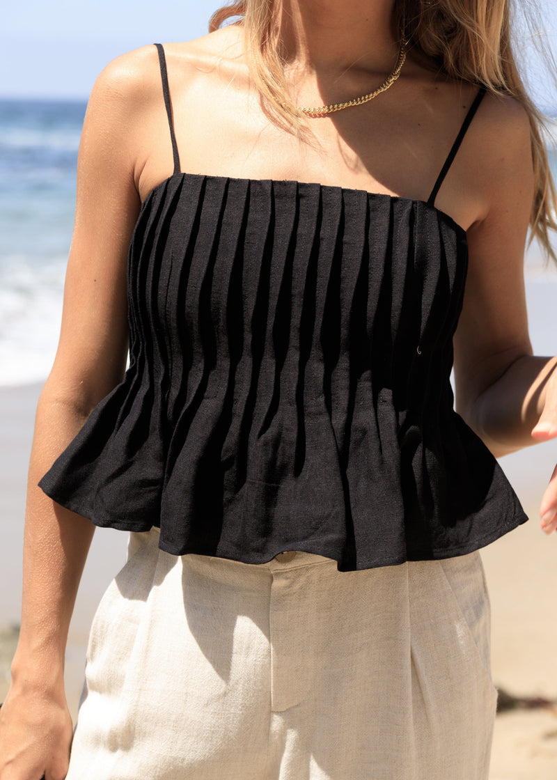 womens pleated linen black top