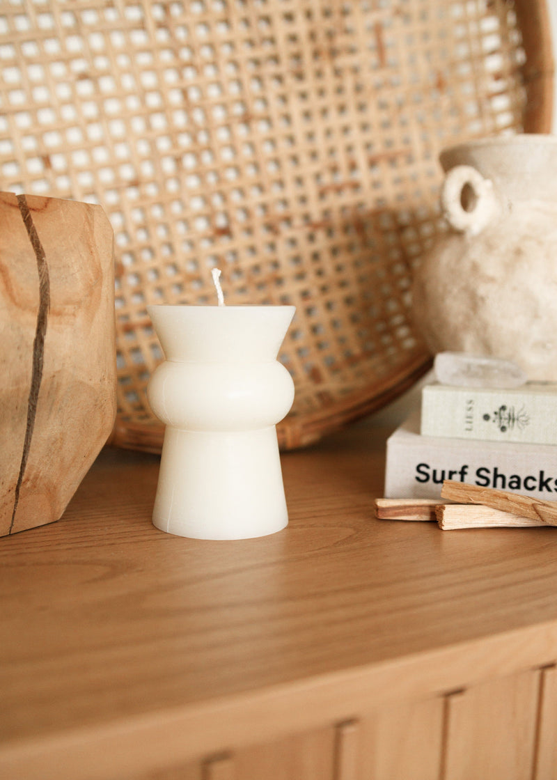 organic sustainable beeswax candle