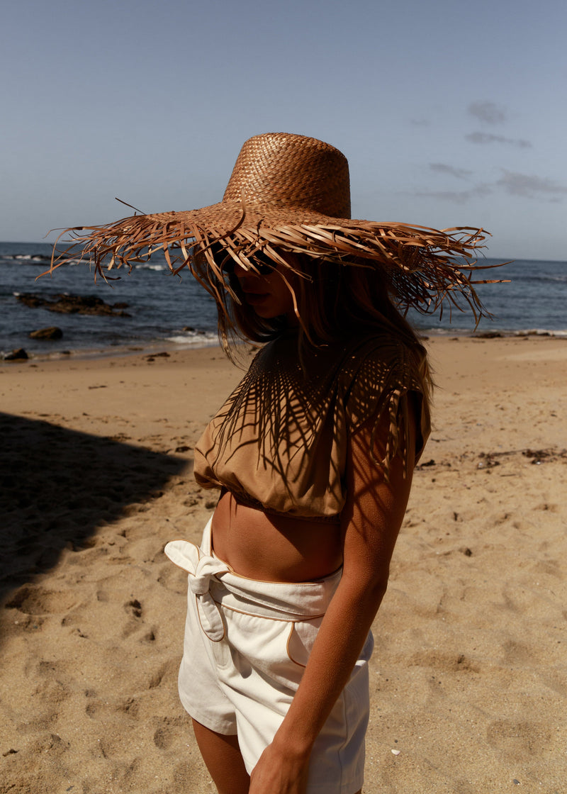 womens big straw beach hat